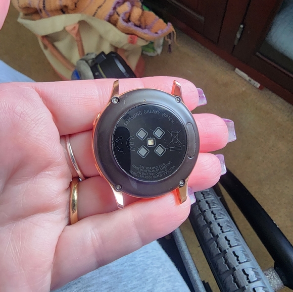 Galaxy Watch Active- 40mm - Picture 3 of 10